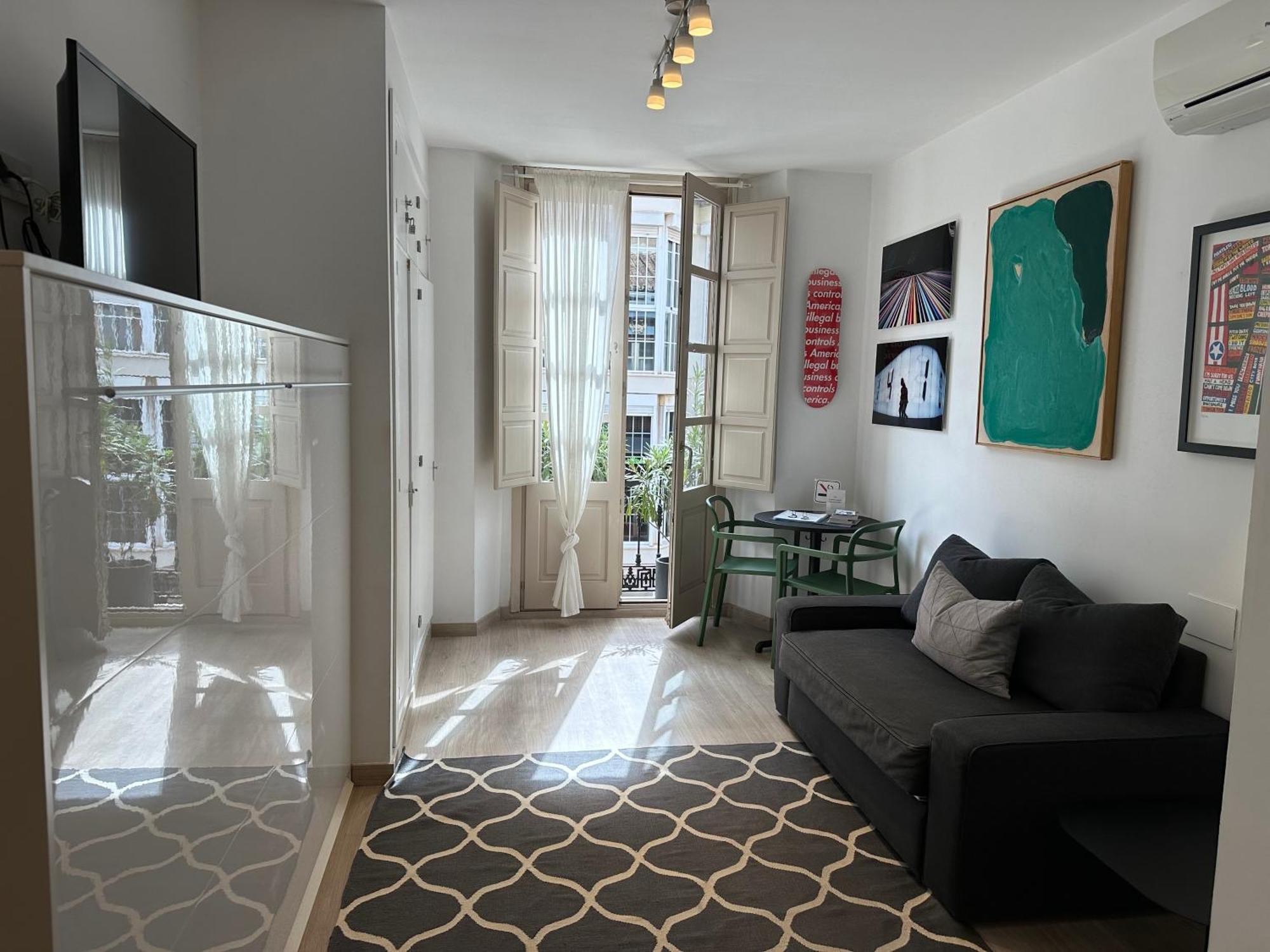 Studio Arts Soho - مالقة المظهر الخارجي الصورة